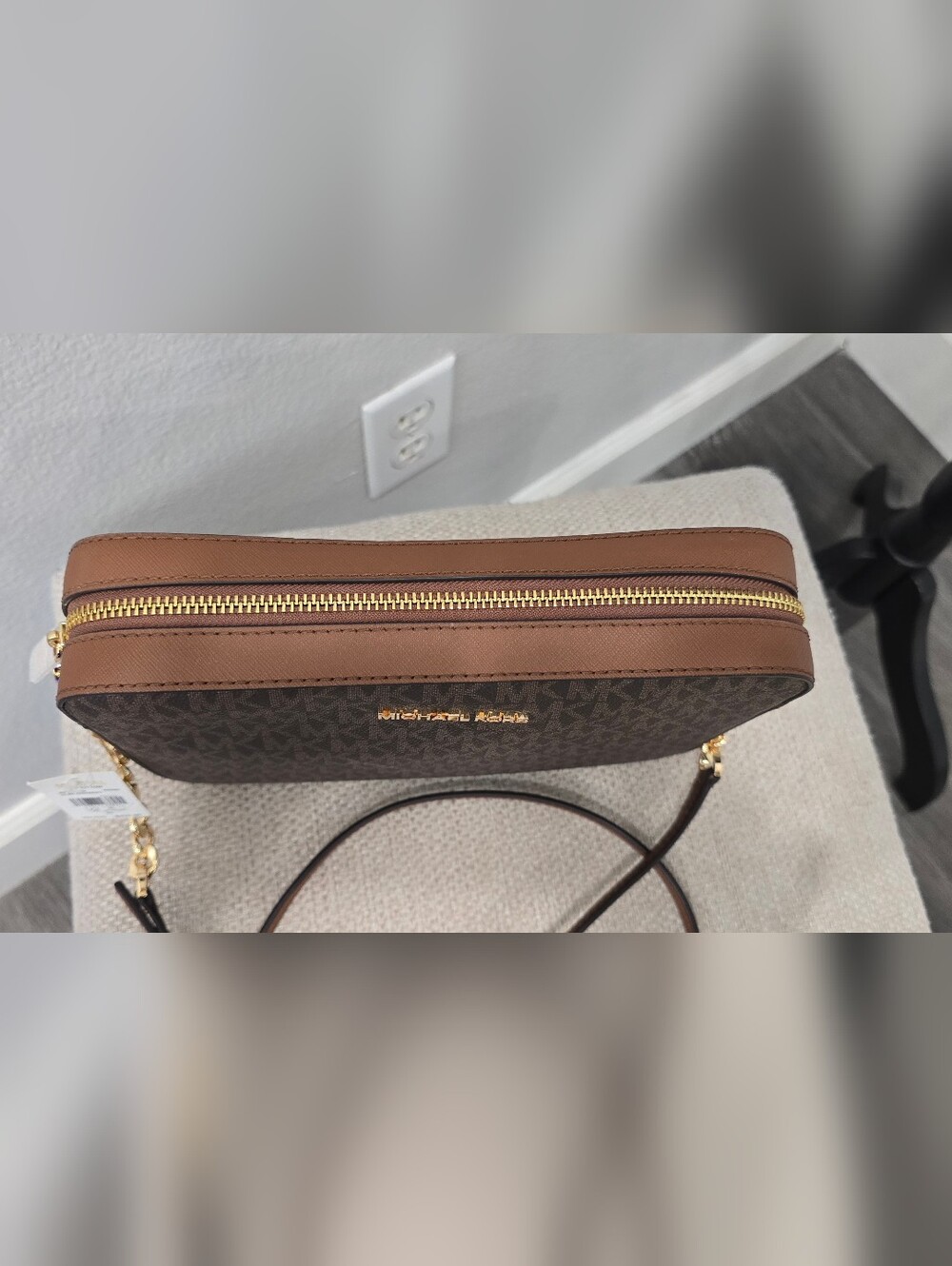 Michael Kors Jet Set Large Logo Crossbody Bag Brown NWT - Picture 7 of 13